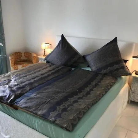 Ferienhaus, Ideal Fur Zwei Paarefamilien Holiday home *