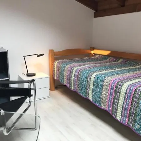 Ferienhaus, Ideal Fur Zwei Paarefamilien Piazzogna